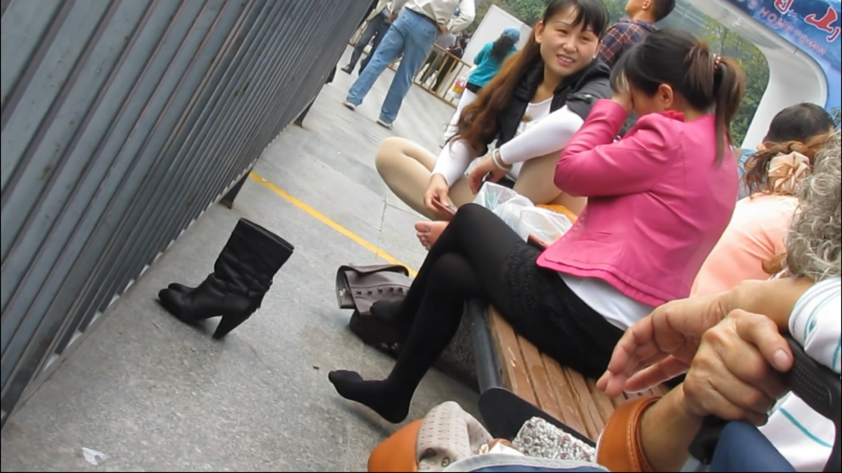 streetsnapshoep[00 01 34][20181210 194109 0]